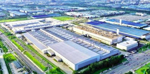 约克VRF系统成功中标沃尔沃成都新能源电池车间，助力绿色制造与循环经济